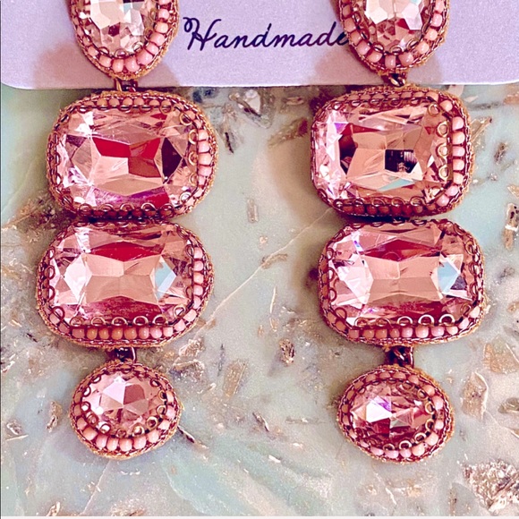 🌺🎉HP🎉🌺 NWT Deepa Gurnani Beaded Crystal Chandeliers - Picture 14 of 15